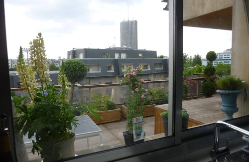 Neuilly-sur-Seine Wohnung | Schöne Penthouse (7 und 8 Stockwerke) 140 m2, 2 Schlafzimmer 100 m2 Terrasse