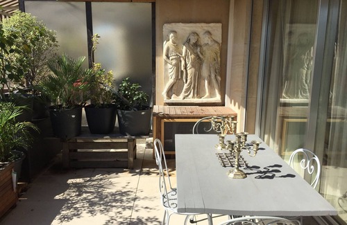 Neuilly-sur-Seine Wohnung | Schöne Penthouse (7 und 8 Stockwerke) 140 m2, 2 Schlafzimmer 100 m2 Terrasse