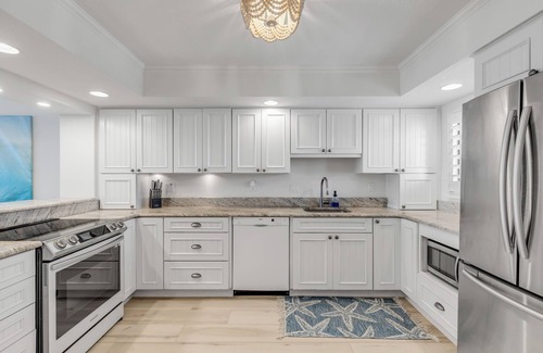 New Smyrna Beach Eigentumswohnung | Stunning 2-bedroom Direct Oceanfront Condo in beautiful New Smyrna Beach