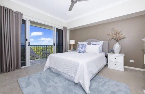 Bushland Beach Wohnung | Stunning 2 bedroom apartment with ocean views