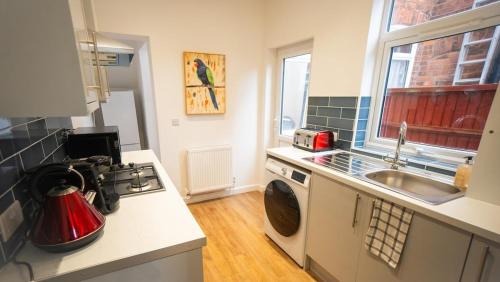 Crewe Wohnung | Stunning 4 bedroom House in Crewe Town Centre