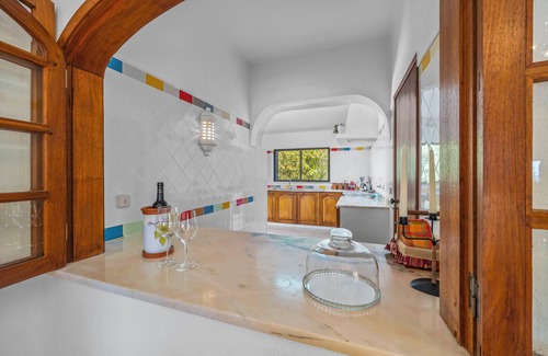 Carvoeiro Haus | Stunning 4 bedroom villa with heated pool and sea views in exclusive area