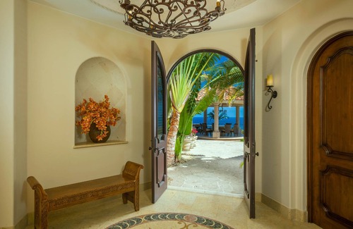 Rancho Cerro Colorado Villa | Stunning 6BR Luxury Villa