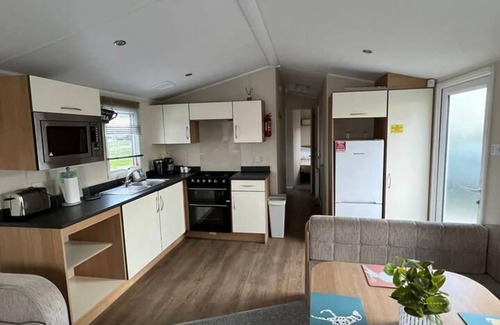 Hamworthy Kabine | Stunning 8 Berth Caravan in Poole