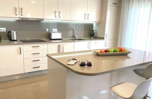 Atalaia Wohnung | Stunning bay views overlooking championship golf course