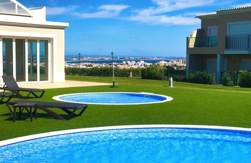 Atalaia Wohnung | Stunning bay views overlooking championship golf course