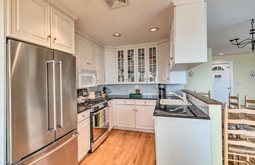 Atlantic Highlands Haus | Stunning Bayfront Sandy Hook Retreat Views and Yard