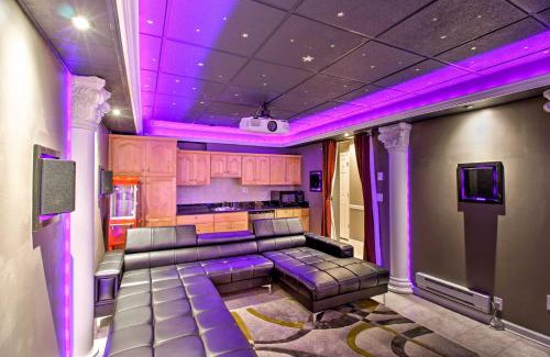 Duluth Haus | Stunning Duluth Family House with Fireplace and Patio!