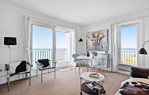 Sandvig Haus | Stunning Home In Allinge With Wifi
