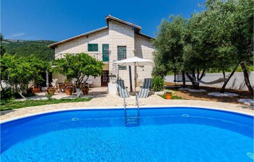 Broce Haus | Stunning Home In Broce With Wifi