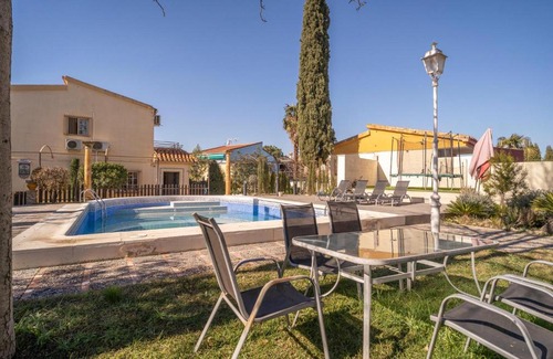 Cajar Haus | Stunning Home In Cájar With Wifi