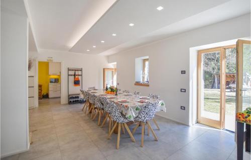 Tiarno di Sopra Haus | Stunning Home In Ledro With Wifi