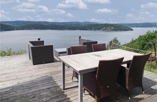 Frogn Haus | Stunning Home In Nordre Frogn With Wifi