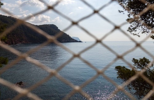 Banyalbufar Haus | Traumhafte Lage am Hang, direkt am Meer – Villa Banyalbufar