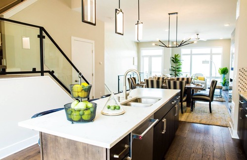 Edgewater Hill Haus | STUNNING LUXURY BEACH HOUSE