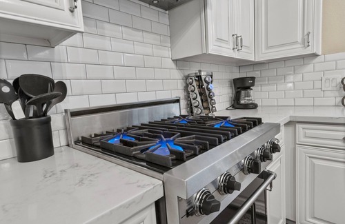 Arabian Views Haus | Atemberaubende North Scottsdale Home w / beheizter Pool und Whirlpool