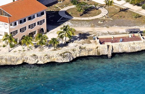 Hato Eigentumswohnung | Atemberaubende Lage am Meer 16 Meter von der Karibik!