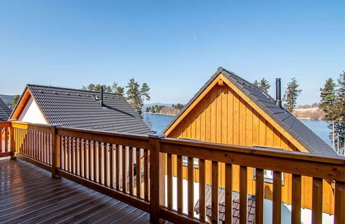 Lojzova Paseka Haus | Schönes alleinstehendes Ferienhaus mit TV, Terrasse, Haustiere erlaubt und Parkplatz