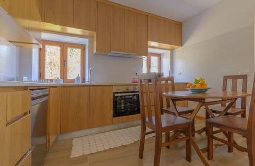 Vilar de Mouros Haus | Atemberaubendes alleinstehendes Ferienhaus für 6 Gäste mit W-LAN, TV und Parkplatz