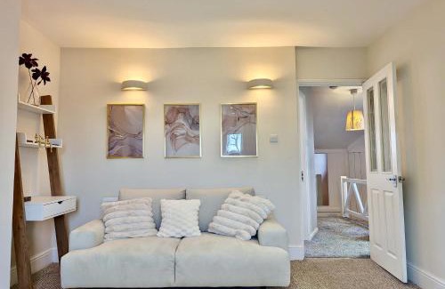 West Finchley Wohnung | Stunning Property with Garden and Parking