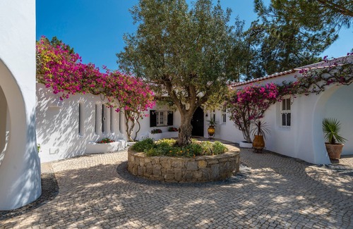 Figueiral Villa | Stunning pure Algarvian style Villa 2 mns Vale do Lobo/Quinta do lago