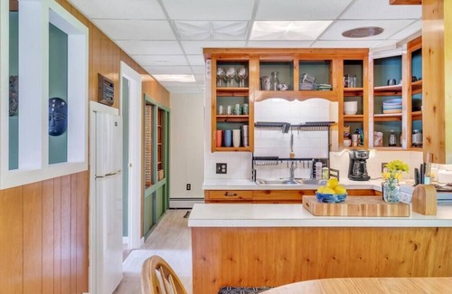 West Buxton Haus | Stunning Saco River Front Home