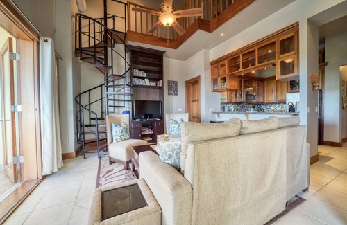 Cocoplum Wohnung | Stunning Sea and Pool View Apartments Ideal for Group Getaways