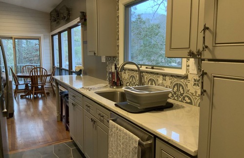 Chesapeake Ranch Estates-Drum Point Haus | Stunning secluded Luxury waterfront cottage with private deep water pier!