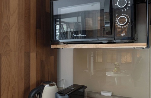 Neuilly-sur-Seine Wohnung | Atemberaubendes Studio Mit Privater Terrasse In Charming Gated Street