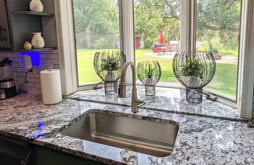 Cass Lake Skihütte | Stunning vacation home on fabulous Wolf Lake