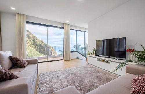 Ponta do Sol Haus | Stunning view set in nature - Recanto of the sea