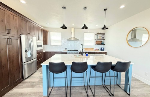 Sweetwater Haus | Stunning views 6-bedroom vacation home, with Private Beach Resort access.