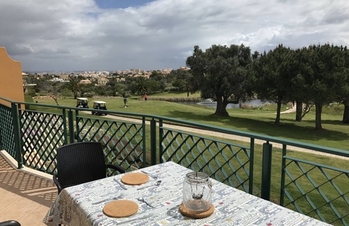 Atalaia Wohnung | Atemberaubende Aussicht über Boavista Golf Course & Pool -fabulous große Wohnung