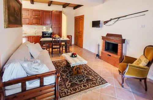 Torchiara Villa | Stunning villa for 4 guests with TV, terrace and panoramic view