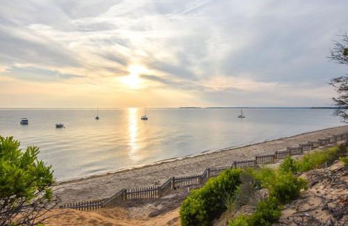 North Eastham Haus | Stunning Water Views by Private Beach