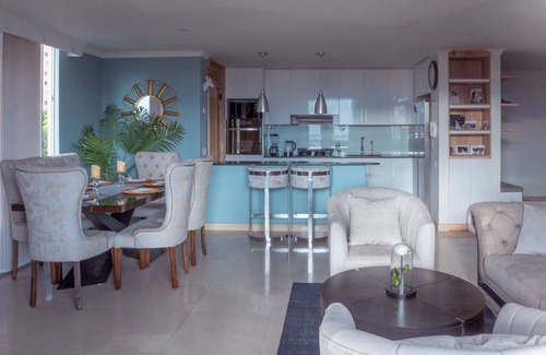 Las Lomas I Wohnung | Stylish 2BR Apt With Amazing View In Poblado