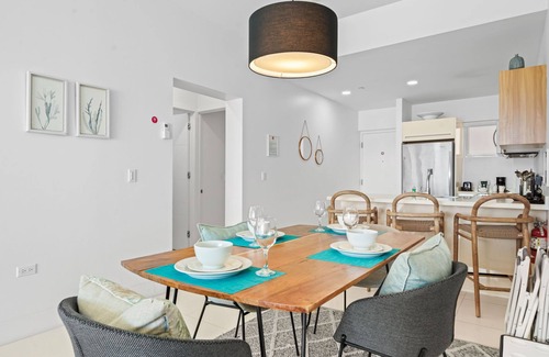 Turibana Eigentumswohnung | Stylish 2BR! Balcony! Resort Pool!