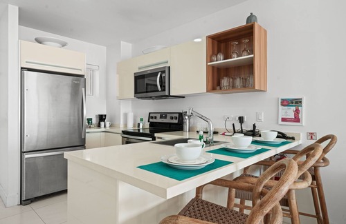 Turibana Eigentumswohnung | Stylish 2BR! Balcony! Resort Pool!