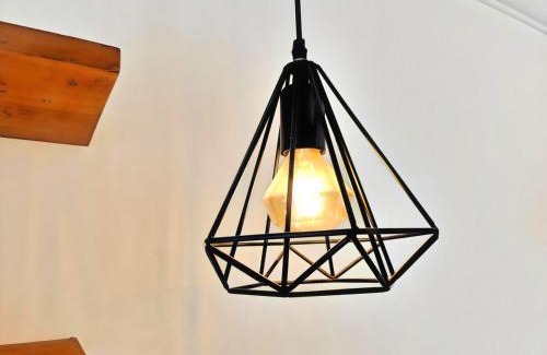 Karet Wohnung | Stylish 3BR Rasuna Apt with Pool, Gym,Wi-Fi, Netflix