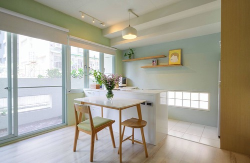 Songshan Wohnung | Stylish 3F Studio, Core Taipei, Elevator, AC, 1 unit in a floor, Walk to MRT