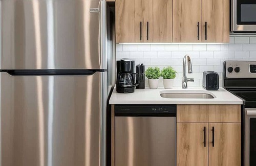 Near South Side Wohnung | Stylish 4BR South Loop Home State 23-202