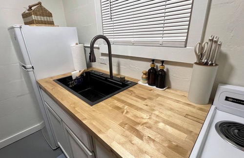 Moncks Corner Wohnung | Stylish and Simplistic 1-Bedroom, 2-bathroom apartment at Locklairs Landing.