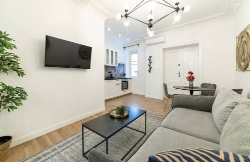 Savamala Wohnung | Stylish bright apt. 8 min from Knez M.+Parking/12e