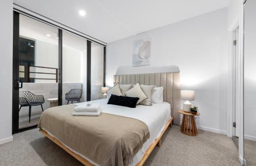 South Brisbane Wohnung | Stylish City View Apt and Best Location with Pool and Gym