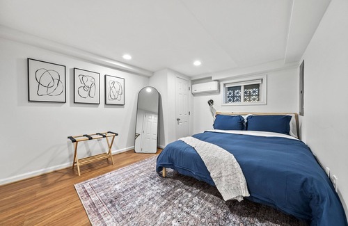 Trinidad Haus | Stylish DC rowhome steps from H Street and Union Market