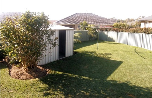 Worrigee Haus | Stylish Home 3mins walk to Worrigee Medical Centre