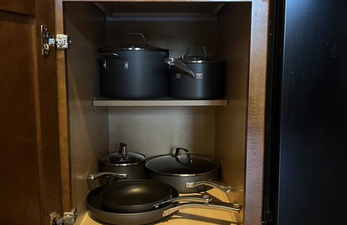 Avondale Wohnung | Stylish, Inviting 2-BR near Logan Square and Wrigley Field