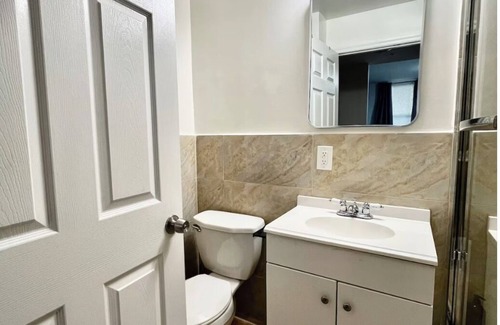 Chinatown Wohnung | Stylish & Large 2bd Apt next to Reading Terminal