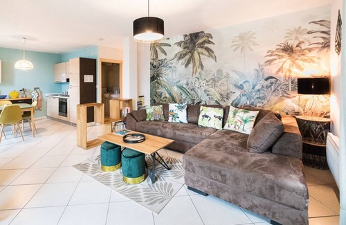 Duingt Wohnung | "Elegant Loft" mit Aussicht und privatem Zugang zum See von Annecy