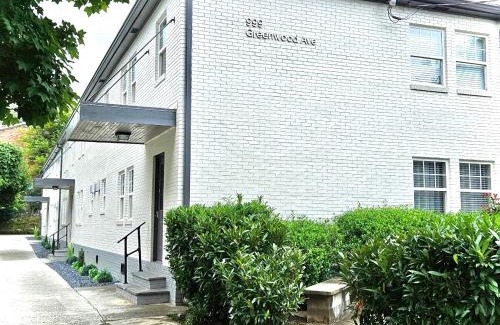 Virginia Highland Wohnung | Stylish OneBedroom in Popular Virginia Highland